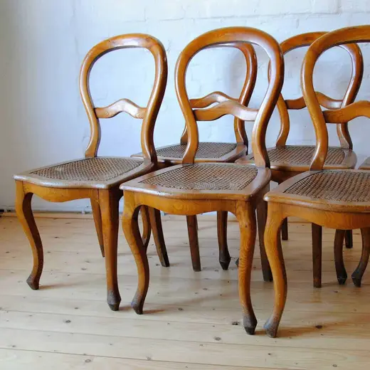 6 Stühle