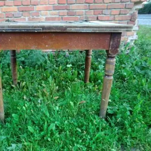 Ausziehtisch