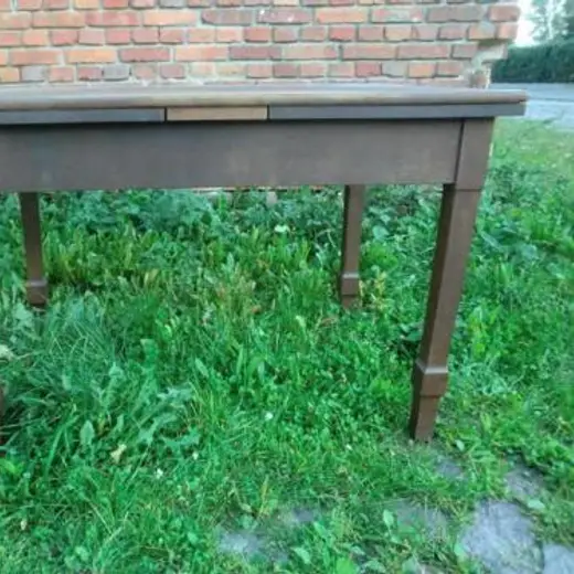 Ausziehtisch