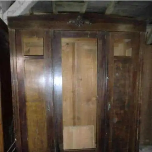 Kleiderwäscheschrank