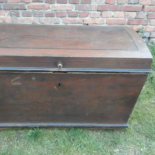 Runddeckeltruhe