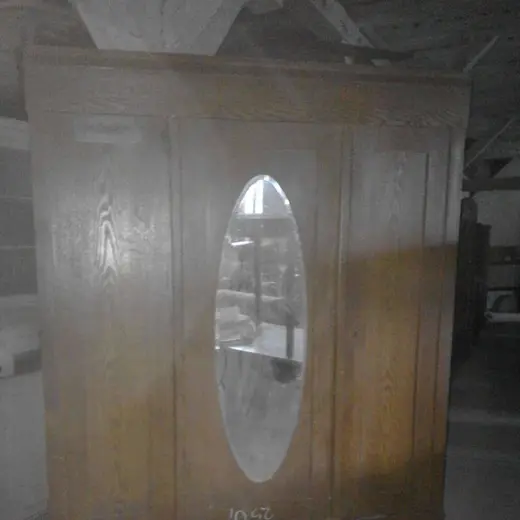 Schrank